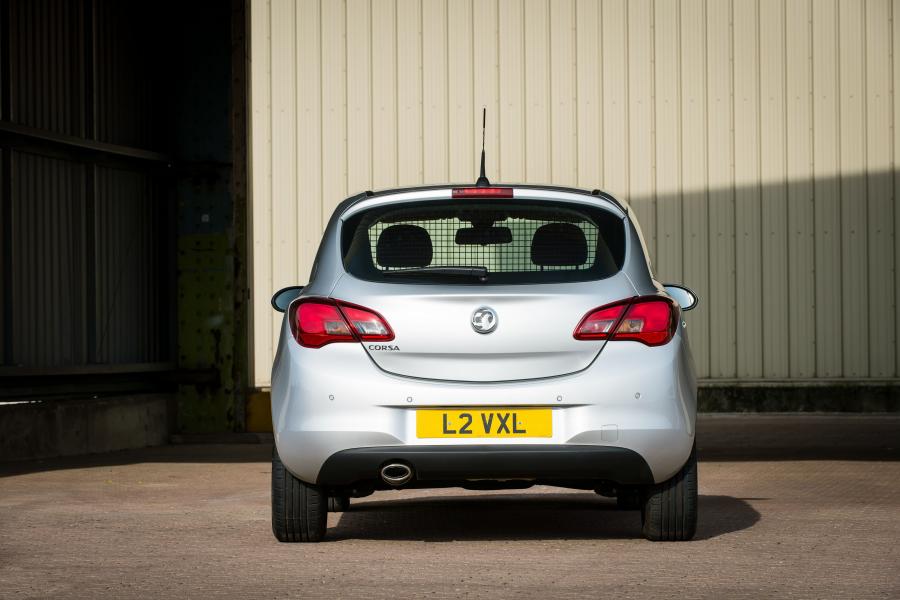  Vauxhall Corsavan 2015 года  (фото 3 из 30)